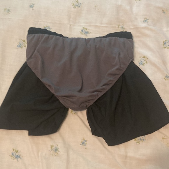 Nike running shorts - Picture 7 of 12